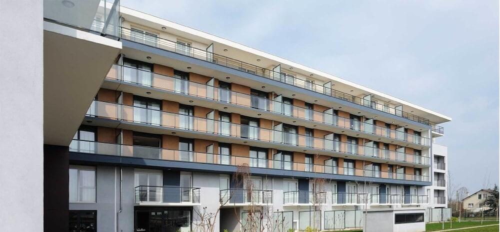 Residhome Carrieres La Defense Eksteriør bilde