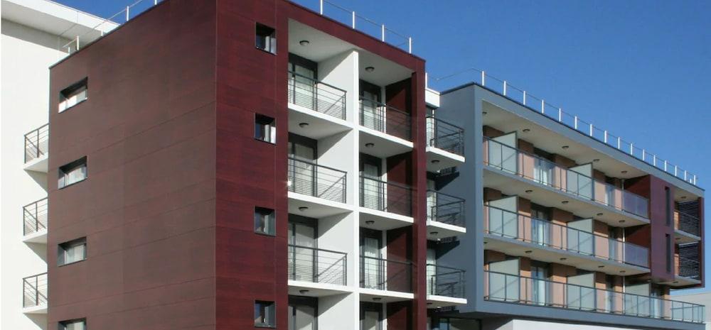 Residhome Carrieres La Defense Eksteriør bilde
