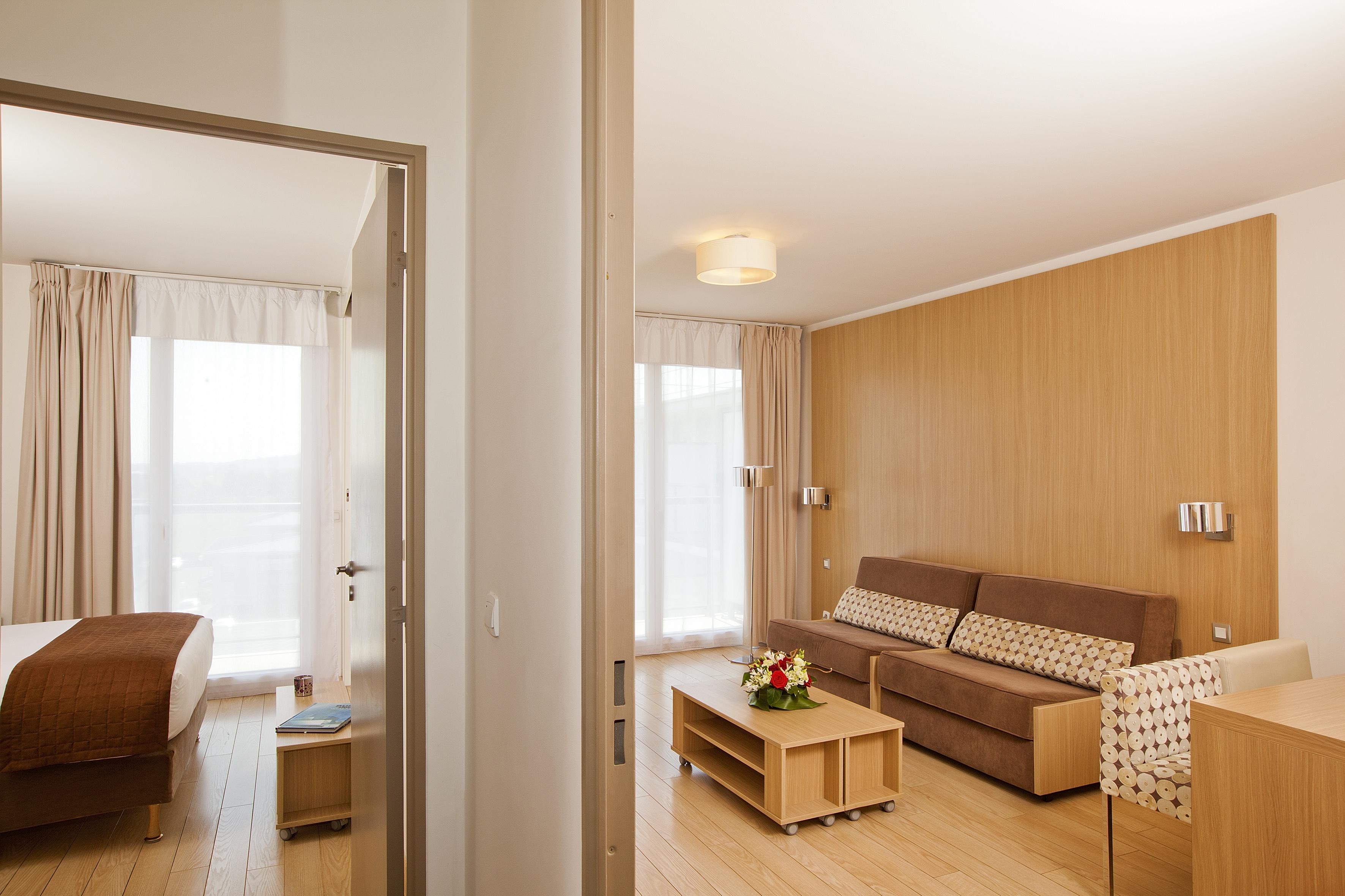 Residhome Carrieres La Defense Eksteriør bilde