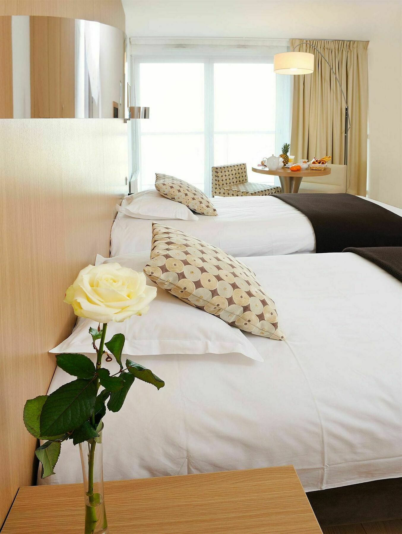 Residhome Carrieres La Defense Rom bilde